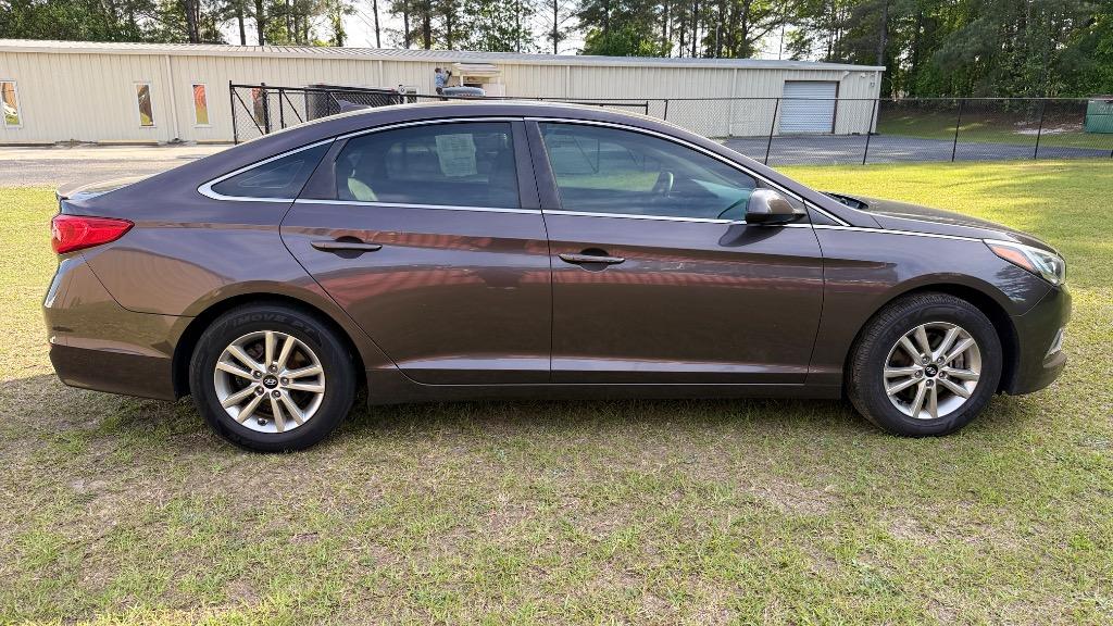 2017 Hyundai Sonata Base - Photo 6