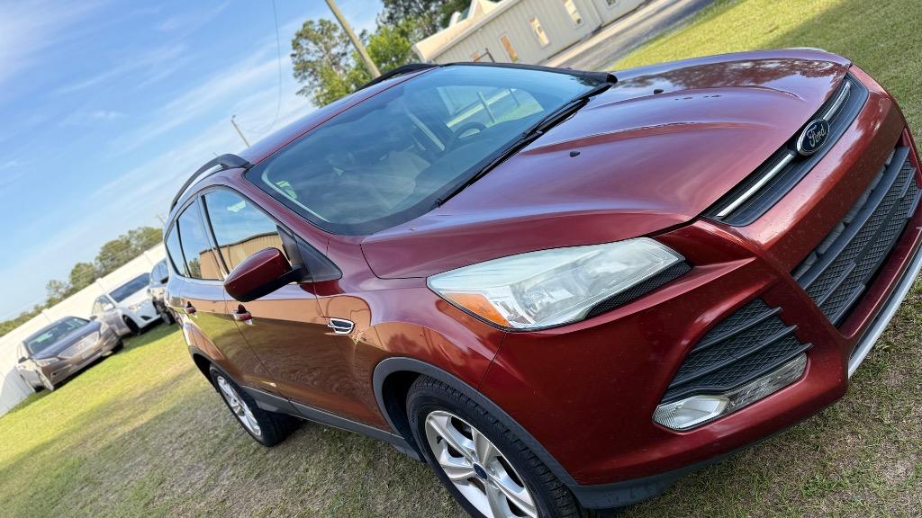 2014 Ford Escape SE's photo